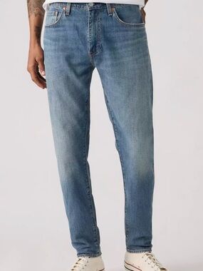 Levi's Men's Slim Jeans in Medium Blue Wash